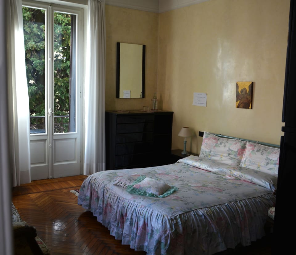 Classic Double Room, Balcony | Individually decorated, individually furnished, desk, free WiFi