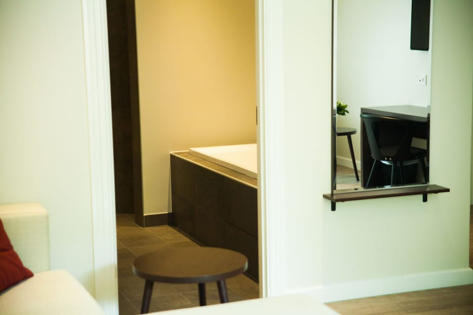 Superior Double Room, Accessible, Bathtub | Room amenity