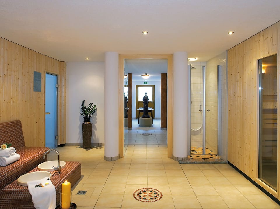 Hotel Goldene Rose Hotel in Tyrol