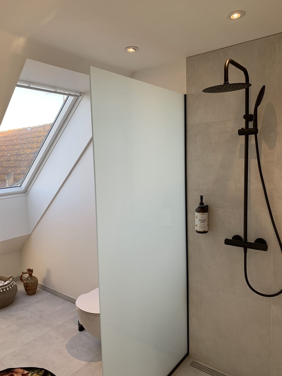 Panoramic Suite, Balcony | Bathroom | Shower, hydromassage showerhead, eco-friendly toiletries, hair dryer