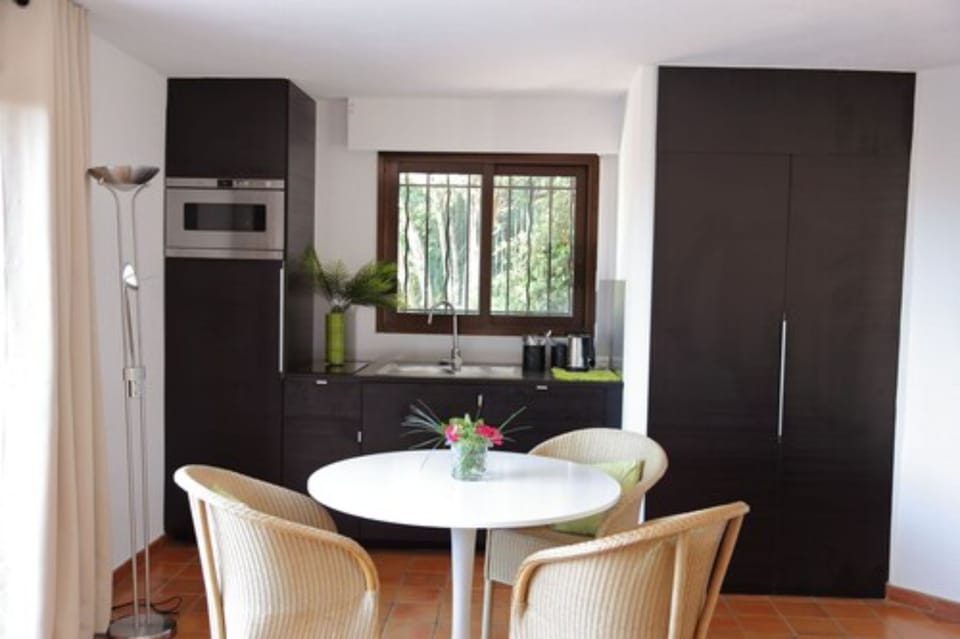 Suite | Private kitchen