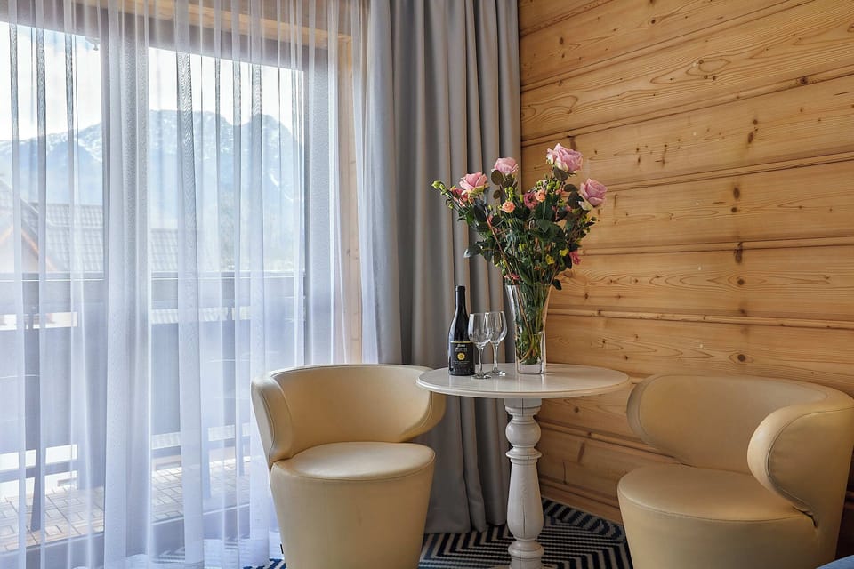 Deluxe Room with Mountain View | Desk, iron/ironing board (on request), cribs (surcharge), WiFi (free)