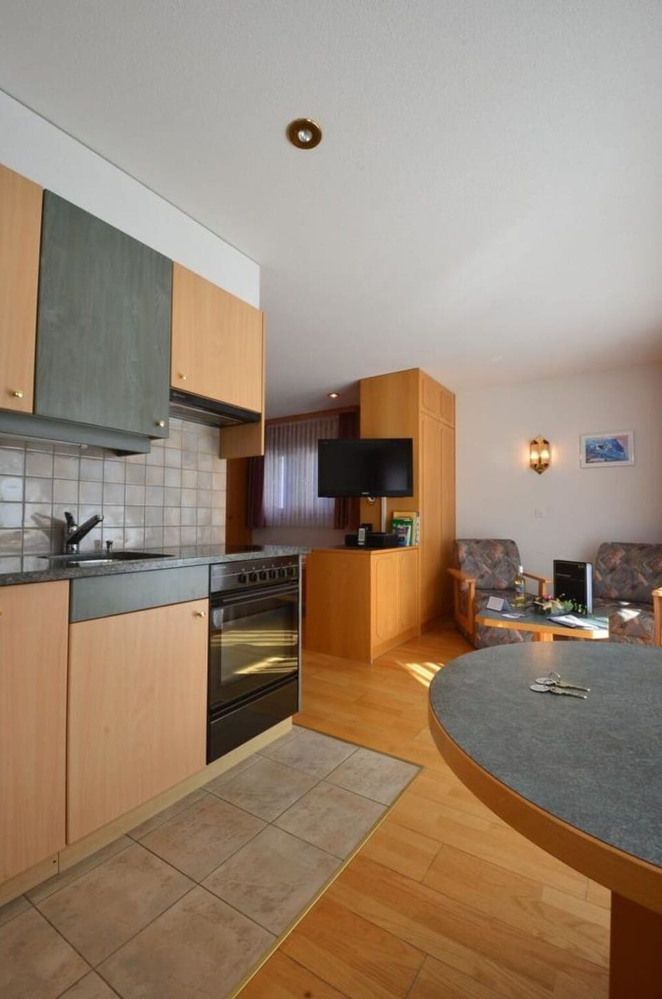 Cabinetry, Countertop, Property, Furniture, Wood, Kitchen, Building, Floor, Flooring, Kitchen Appliance