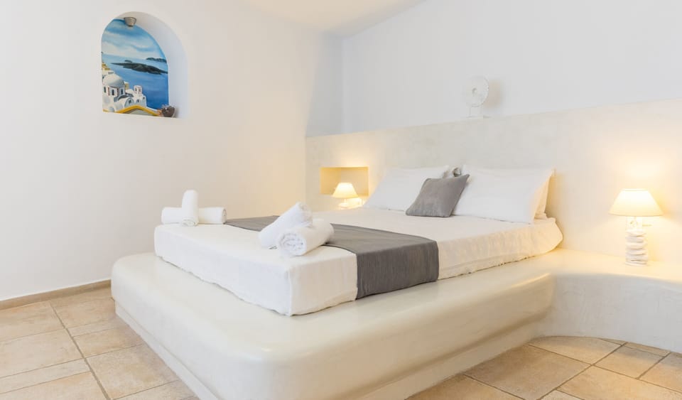 In-room safe, iron/ironing board, free WiFi, bed sheets