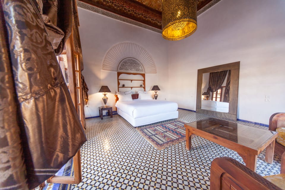Suite (Royal Menzah) | Minibar, in-room safe, cribs (free), WiFi (free)