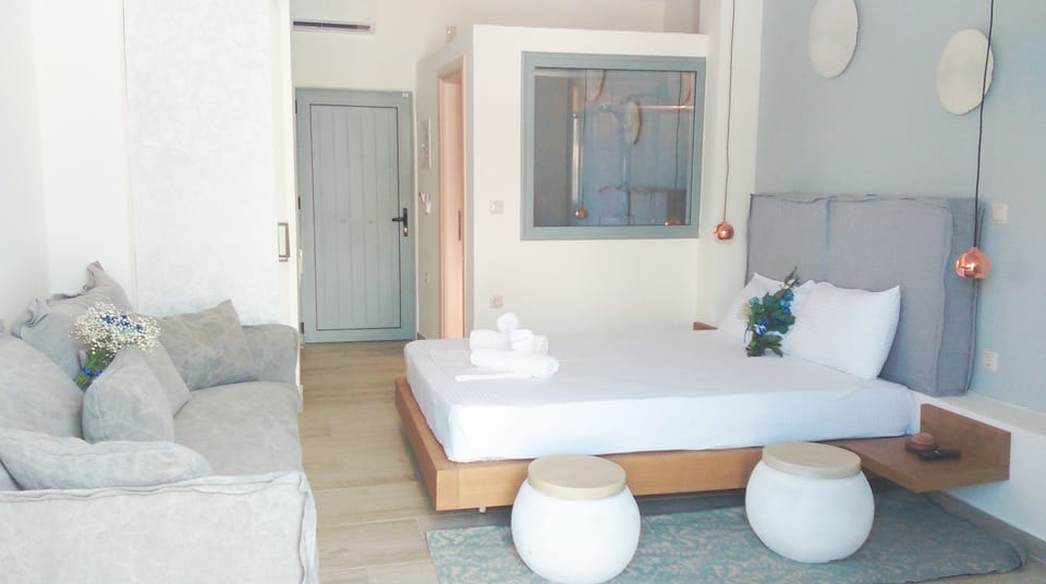 Villa Olga Lounge Hotel Bed and Breakfast in Peloponnese, Western Greece and the Ionian