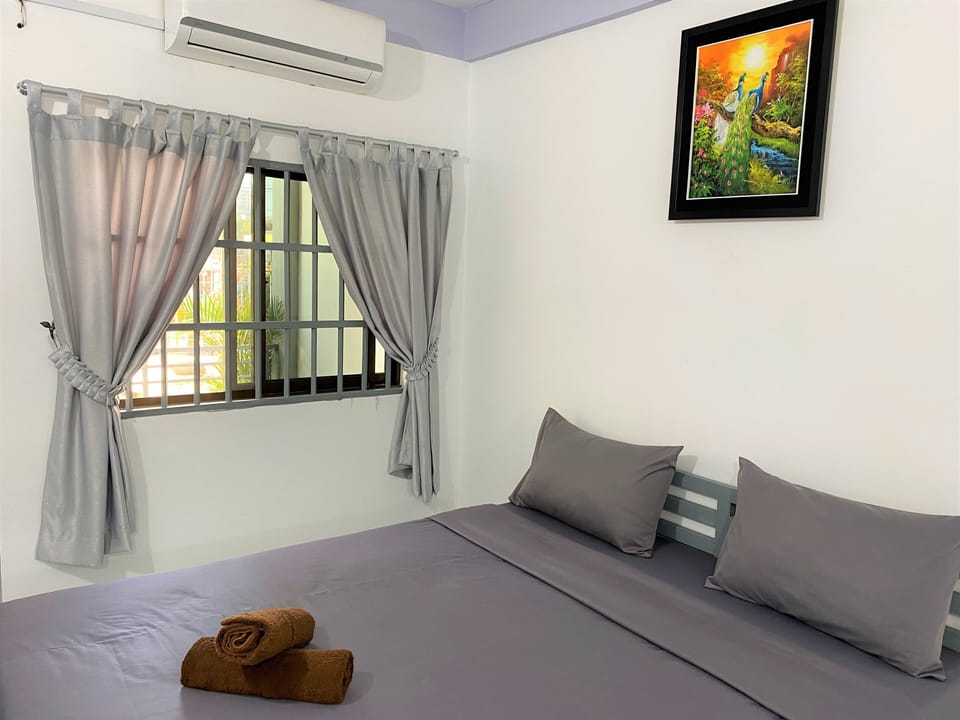 Deluxe Double Room | Free WiFi