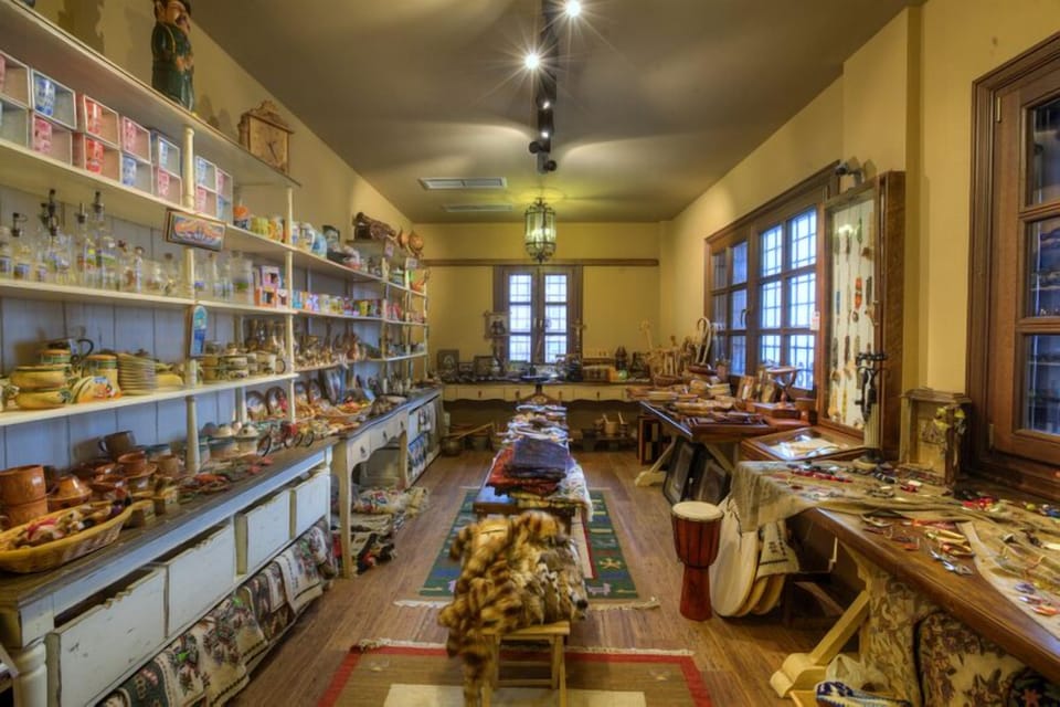 Gift shop