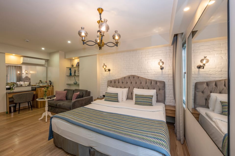 Deluxe Double Room | Egyptian cotton sheets, premium bedding, individually decorated
