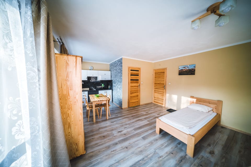 Quadruple Room | Living area