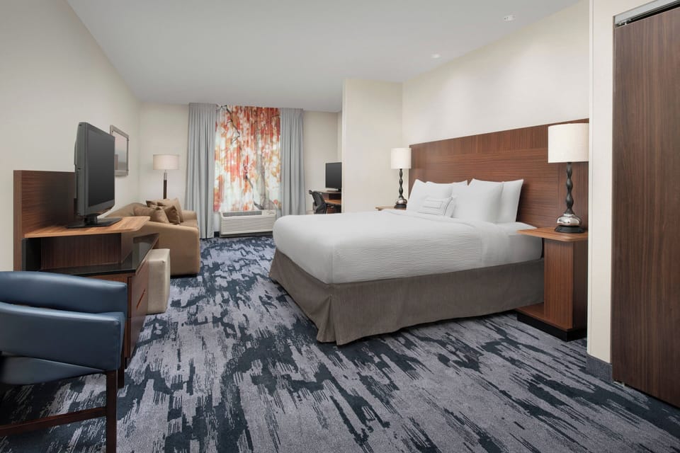 In-room safe, desk, iron/ironing board, free cribs/infant beds