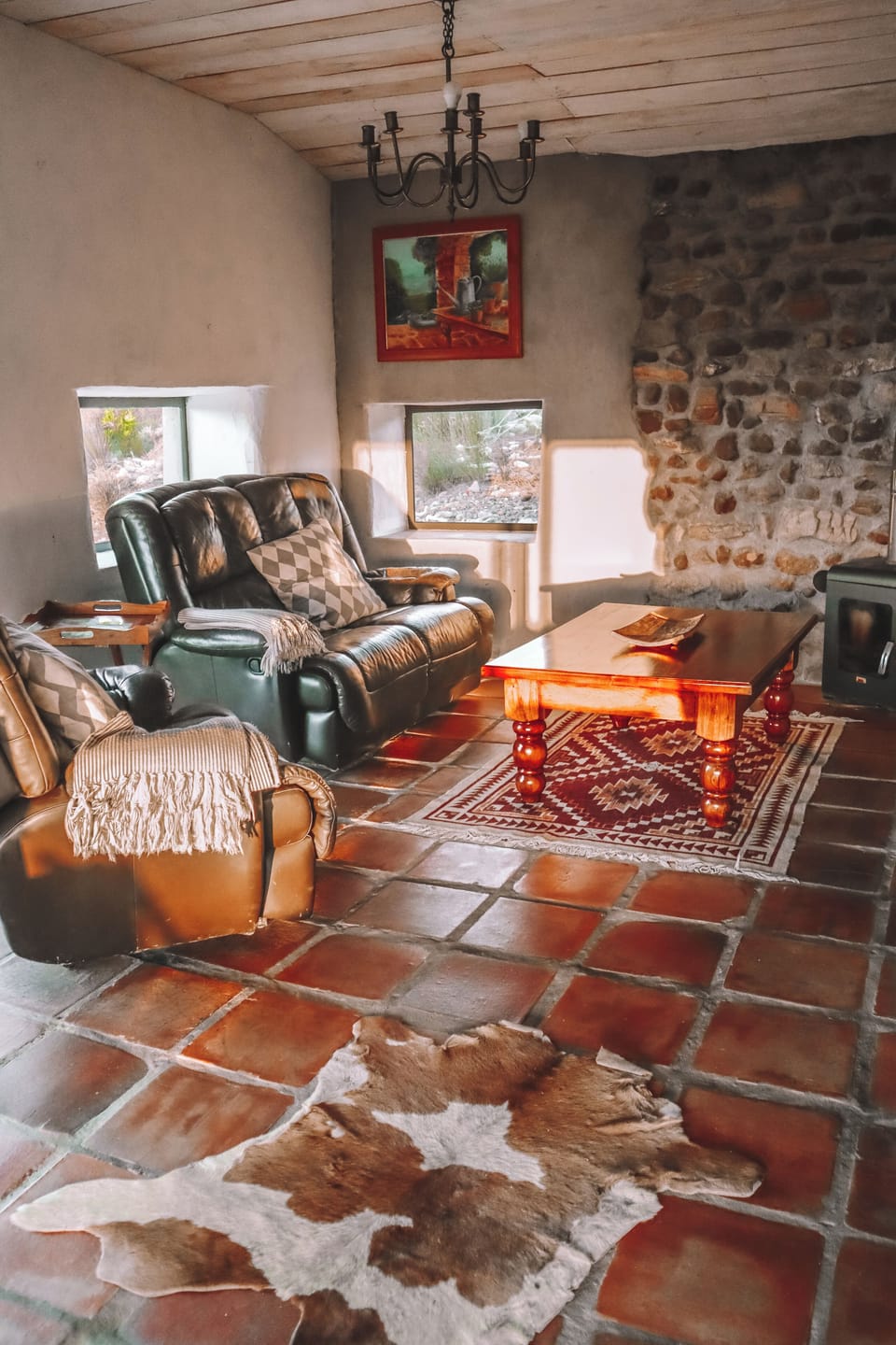 Basic Chalet | Living area | Fireplace