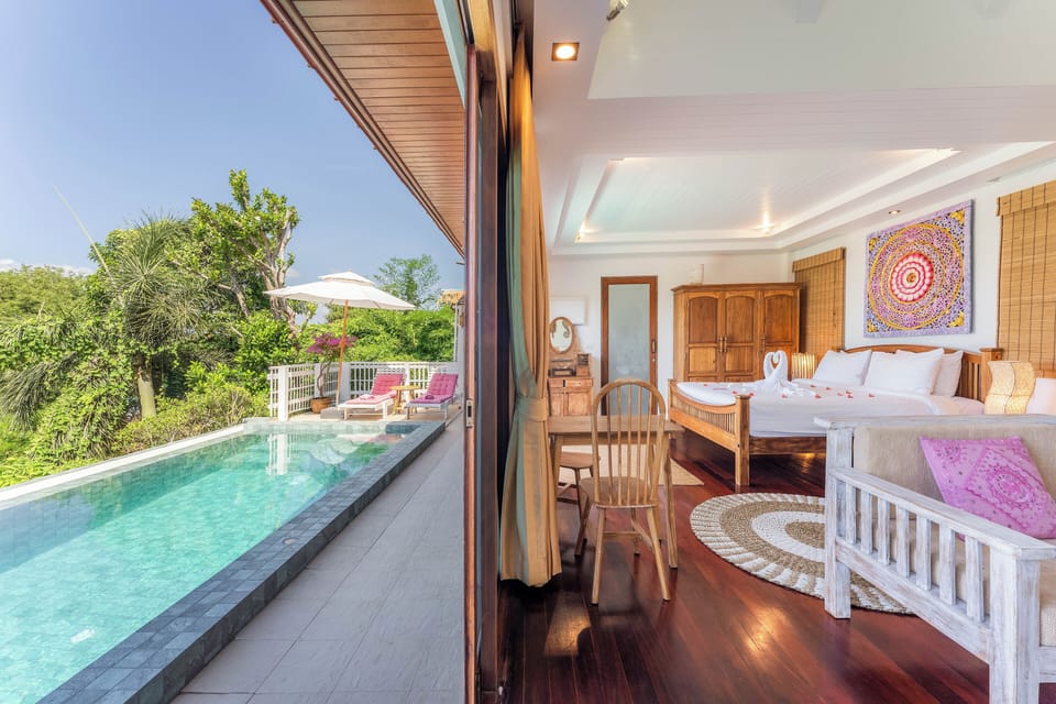 One Bedroom Seaview Pool Villa | In-room safe, desk, blackout drapes, soundproofing