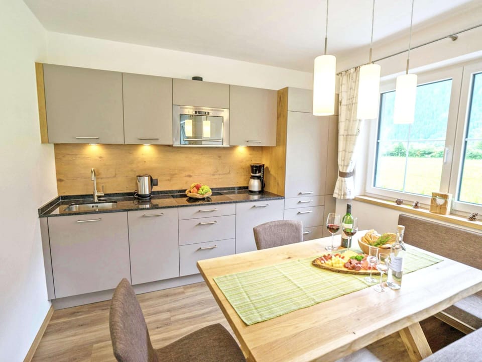 Apartment | Private kitchen | Highchair