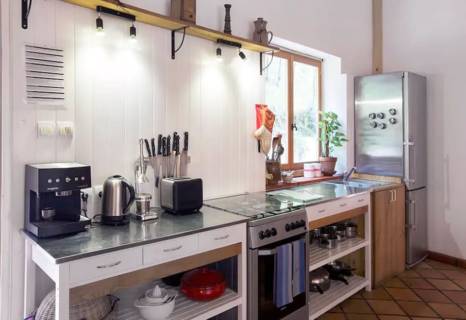 Well equipped kitchen overlooking patio