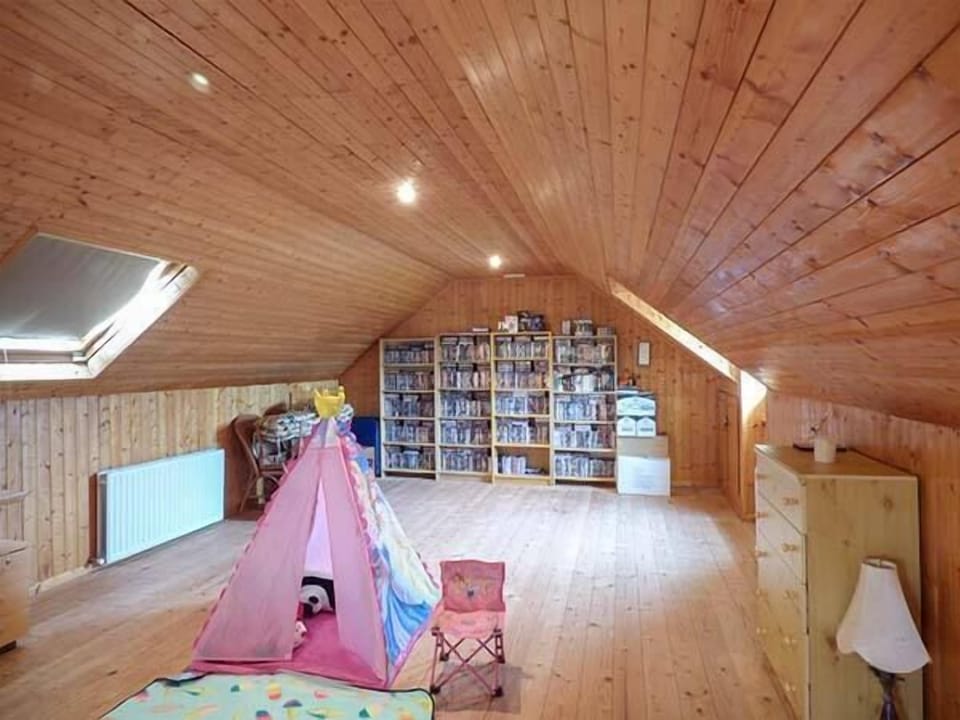 Cottage | Interior