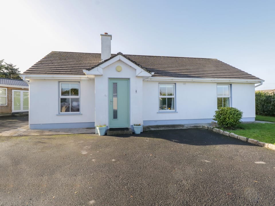 Cottage | Front of property