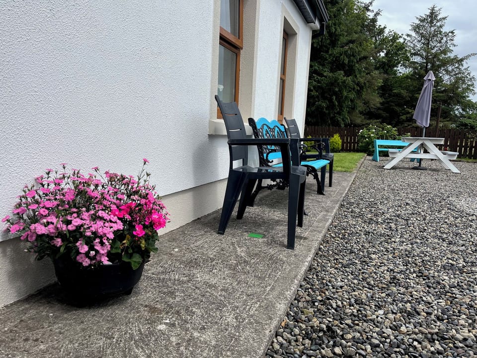 Cottage | Outdoor dining