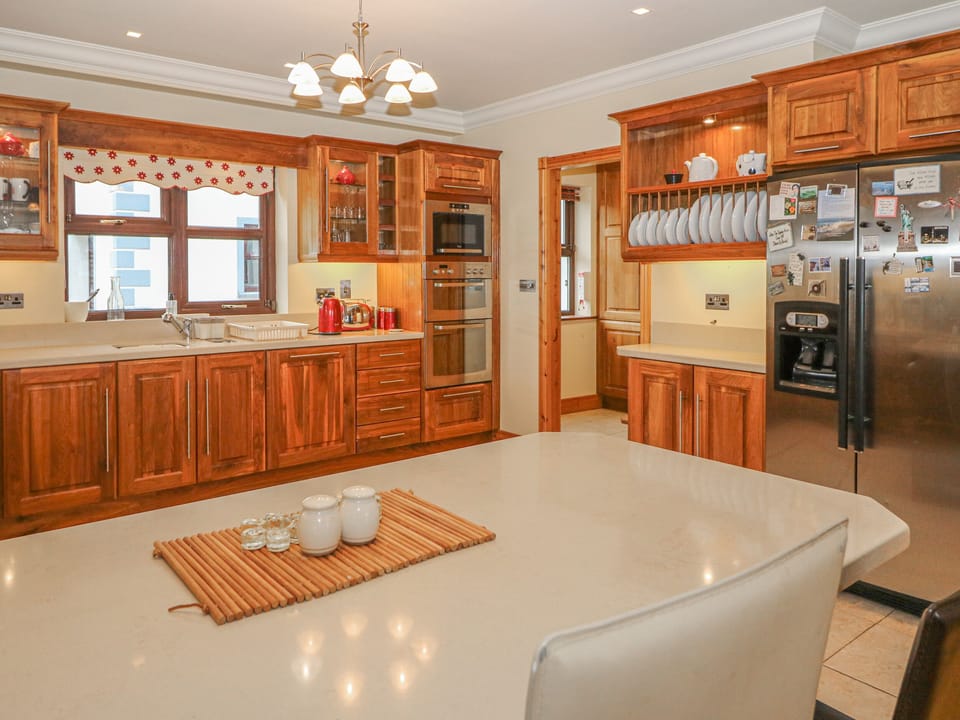 Cottage | Private kitchen | Cookware/dishes/utensils