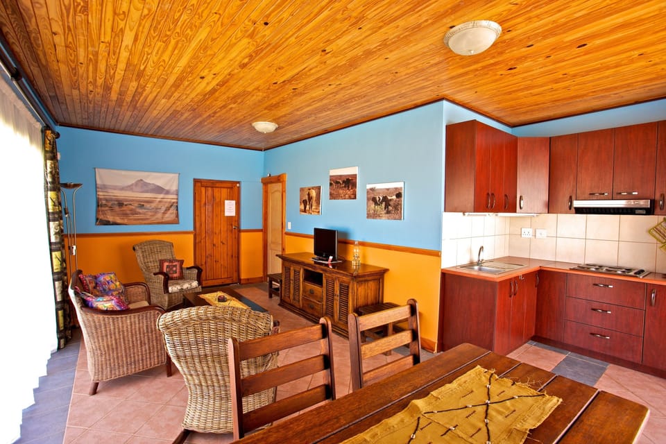 Apartment, 1 Bedroom (Elephant) | Living area
