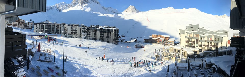Snow and ski sports