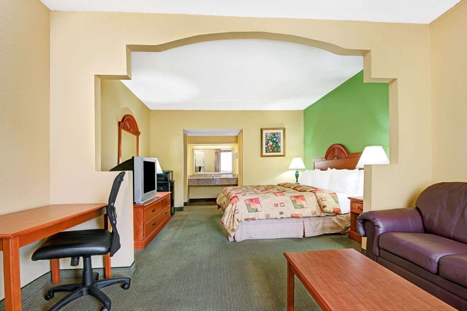 Pillowtop beds, iron/ironing board, rollaway beds, free WiFi