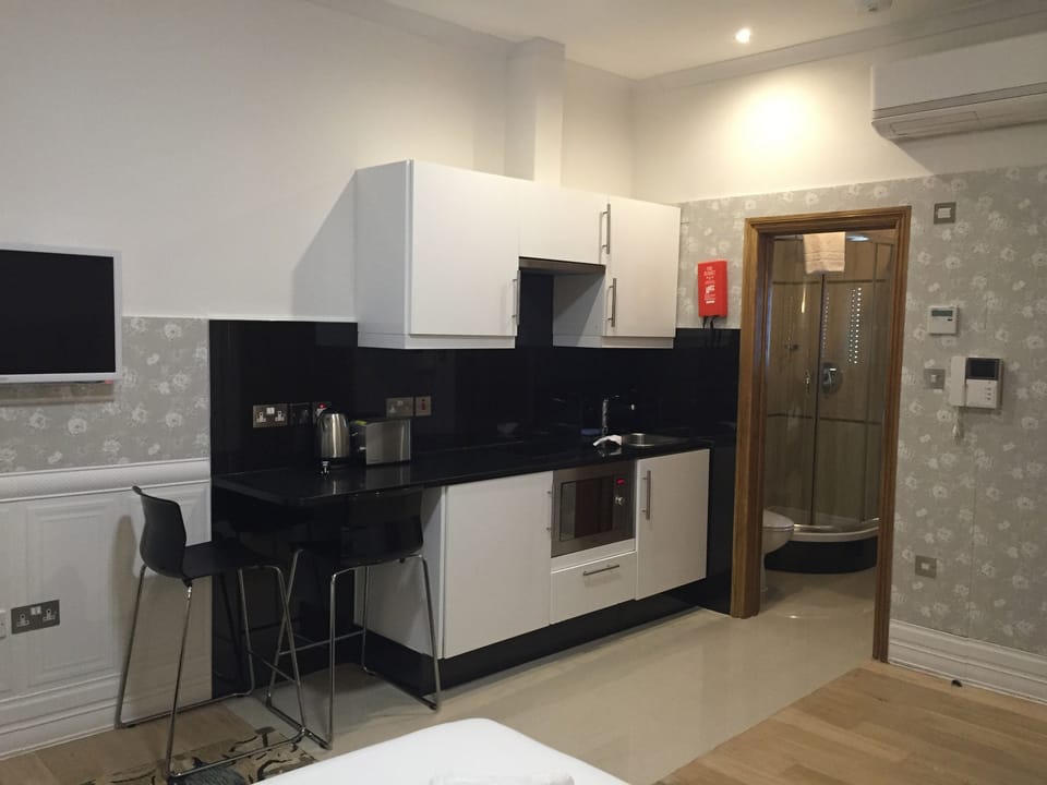 Private kitchenette