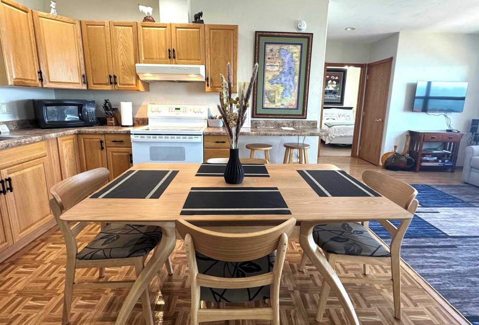 Dining room area with views of the lake