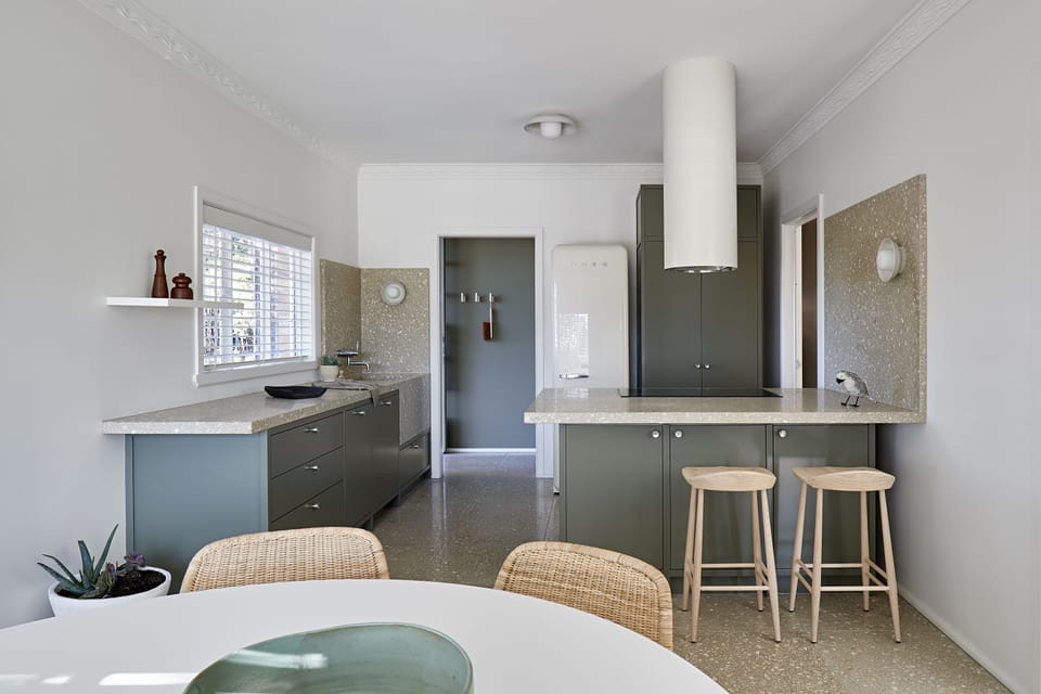 Premium House, 3 Bedrooms | Private kitchen | Full-size fridge, microwave, oven, stovetop