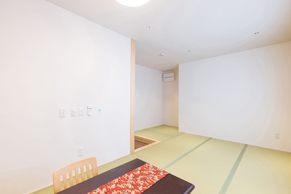 Japanese Room- Family | Desk, soundproofing, free WiFi, bed sheets
