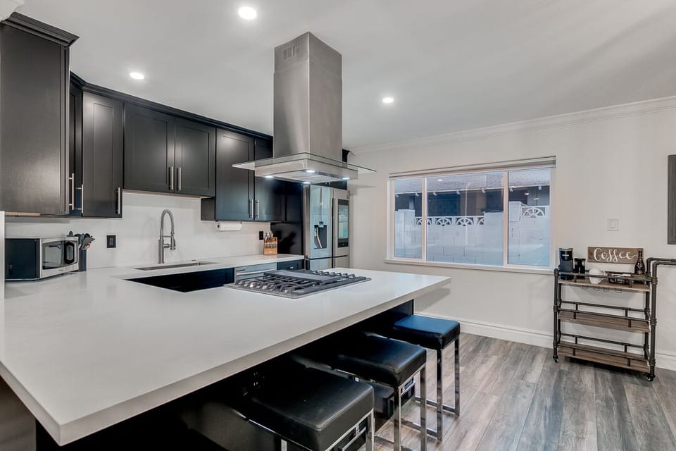Coffee bar, smart fridge, and fully equipped kitchen!