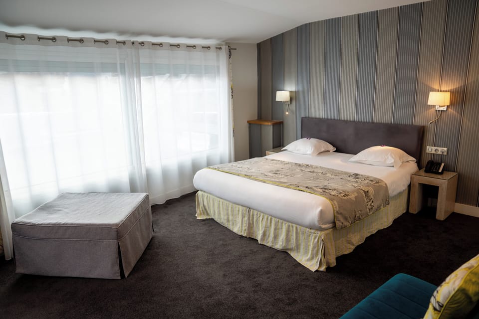 Superior Room | In-room safe, desk, laptop workspace, soundproofing