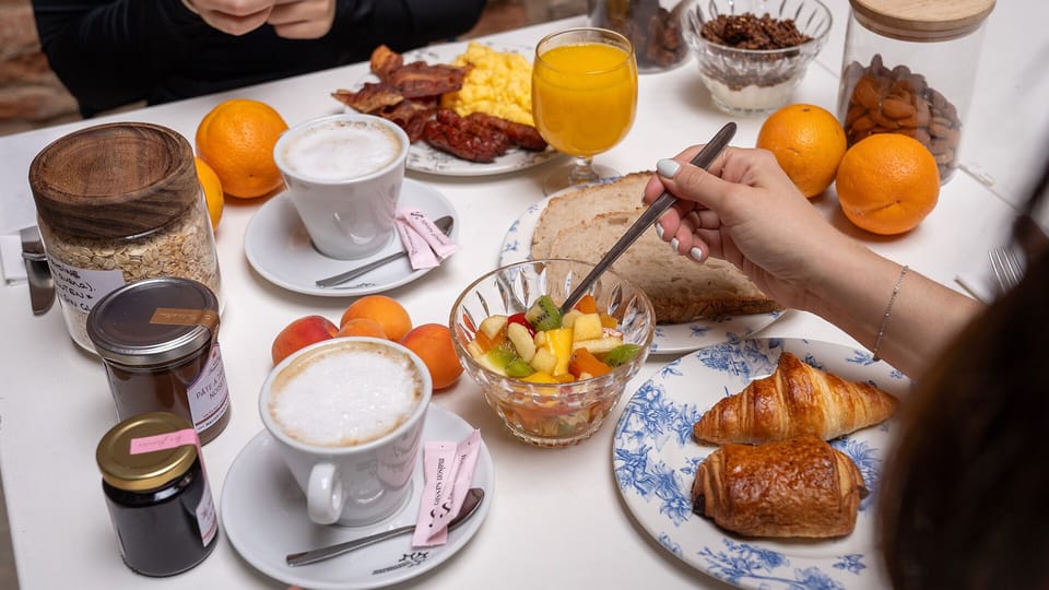 Daily buffet breakfast for a fee