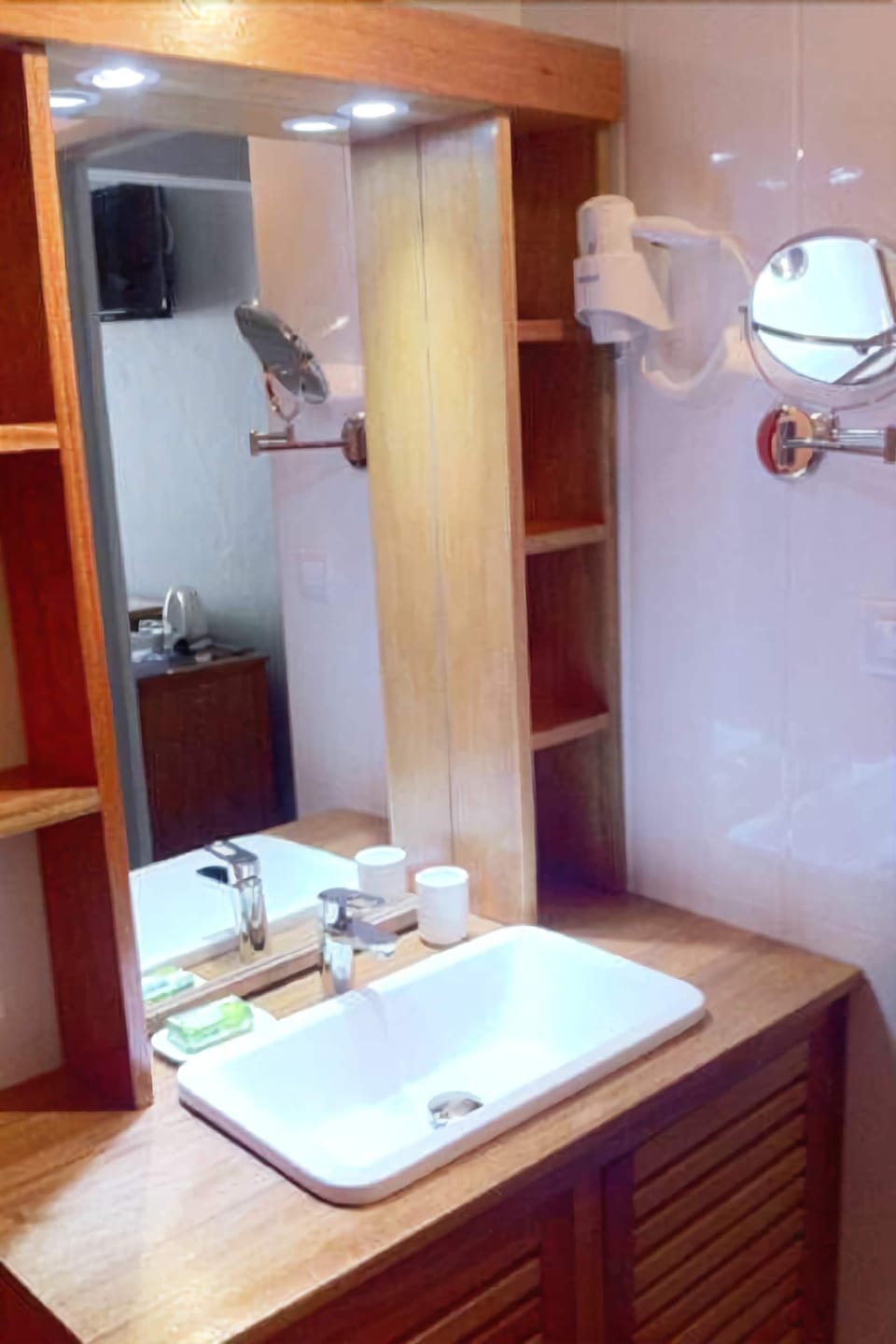 Single Room | Egyptian cotton sheets, premium bedding, Select Comfort beds, minibar
