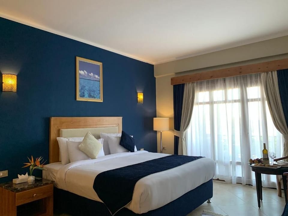 Minibar, desk, iron/ironing board, rollaway beds