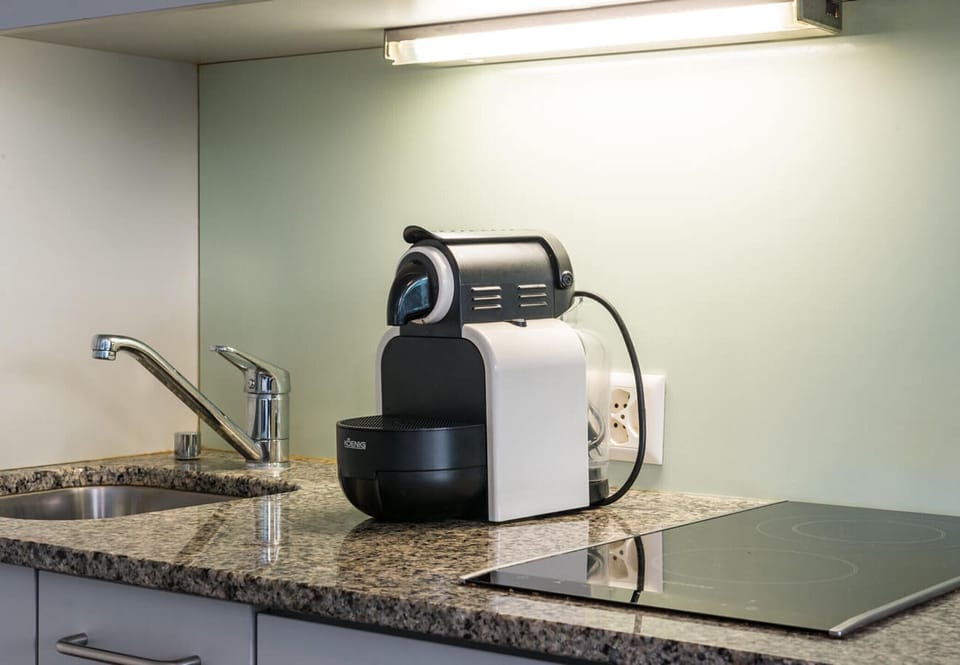 Fridge, microwave, coffee/tea maker, electric kettle