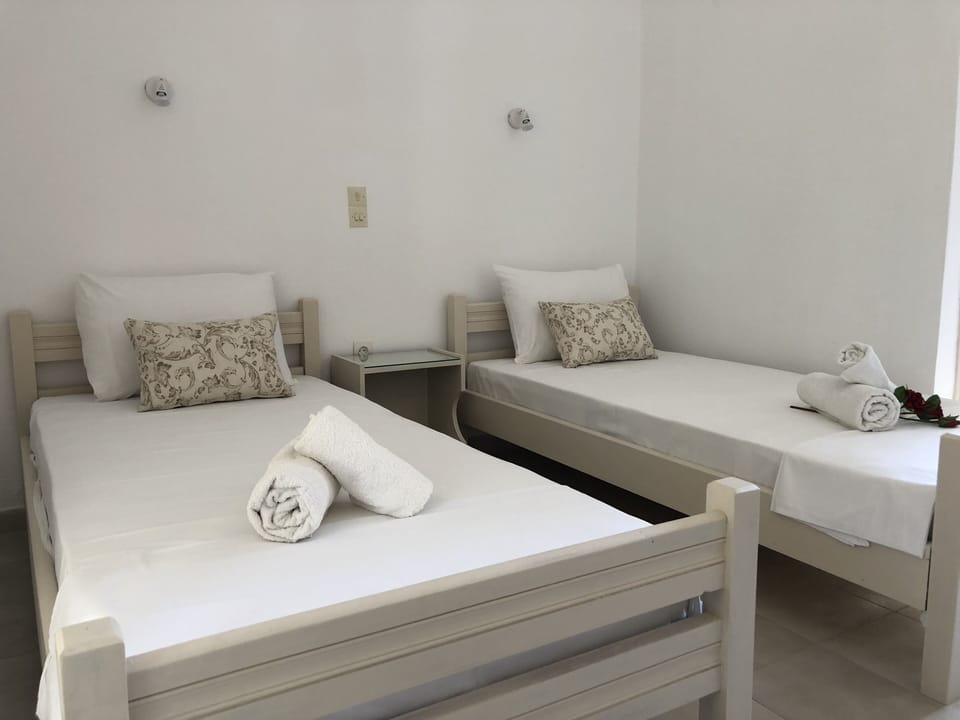 Standard Studio | Soundproofing, free WiFi, bed sheets