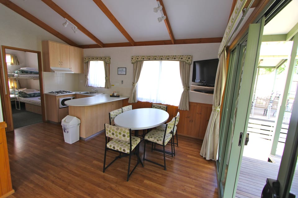 Superior Villa, 2 Bedrooms | In-room dining