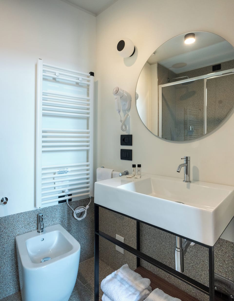 Comfort Room Vista Basilica | Room amenity