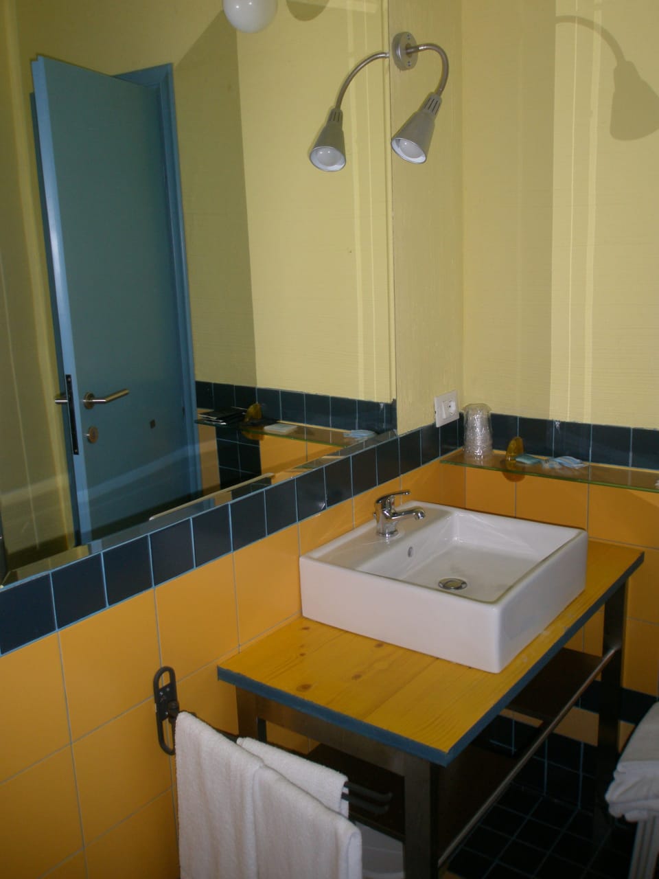 Triple Room | Bathroom | Shower, towels