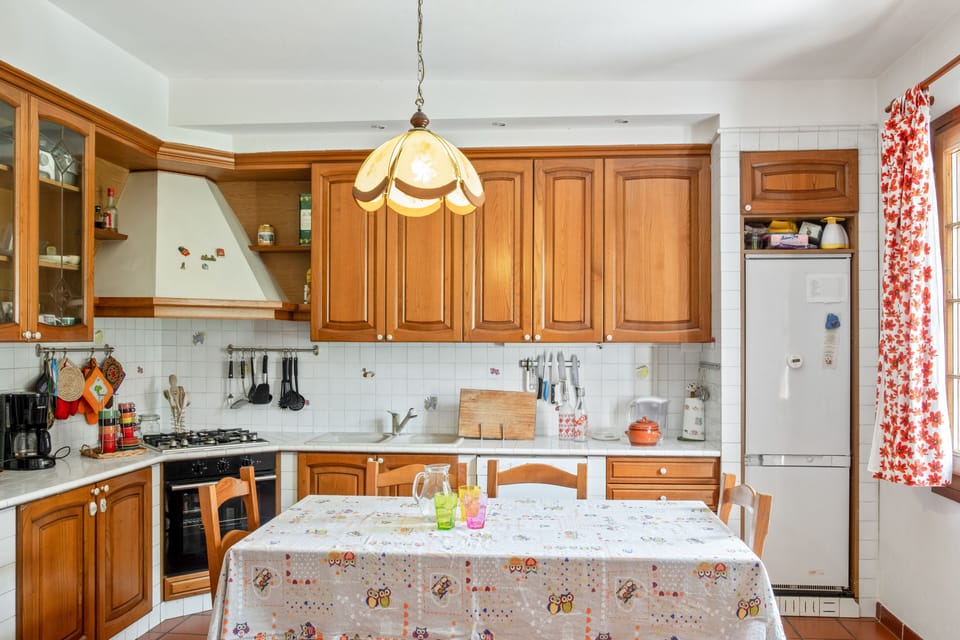Apartment, 2 Bedrooms | Private kitchen | Fridge, oven, stovetop, espresso maker