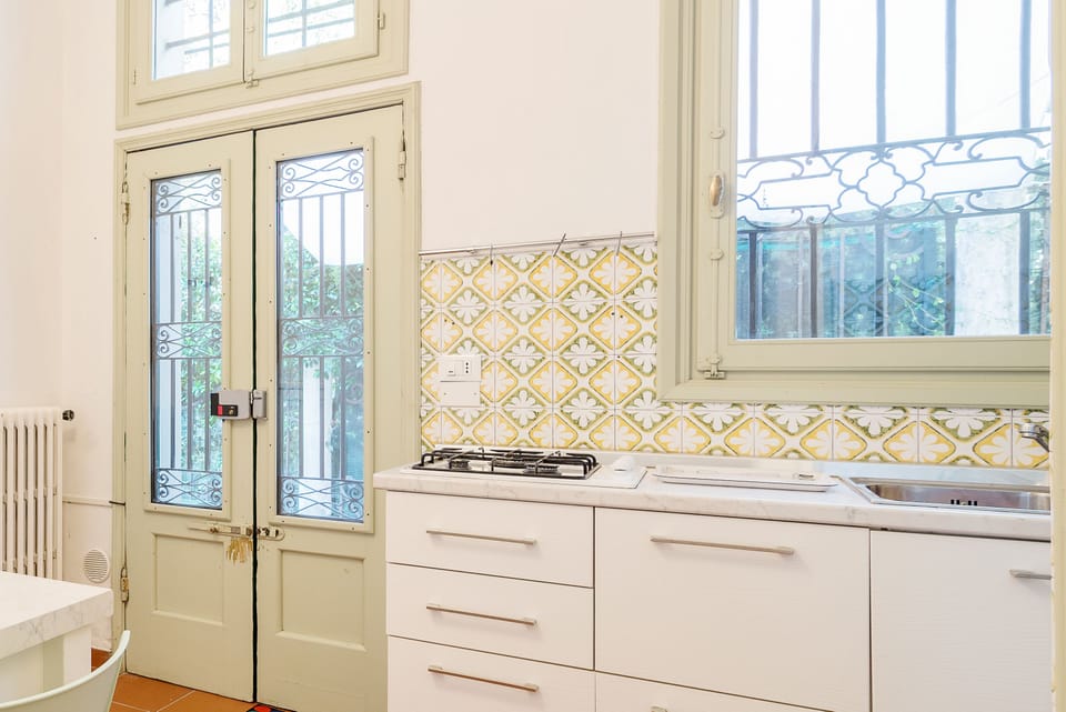Apartment, 1 Bedroom | Private kitchen | Fridge, microwave, stovetop, dishwasher