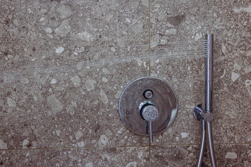 Hand-held showerhead