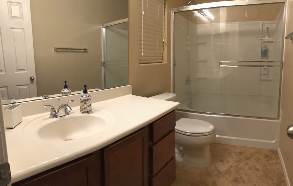 Master Bathroom 1st Floor 