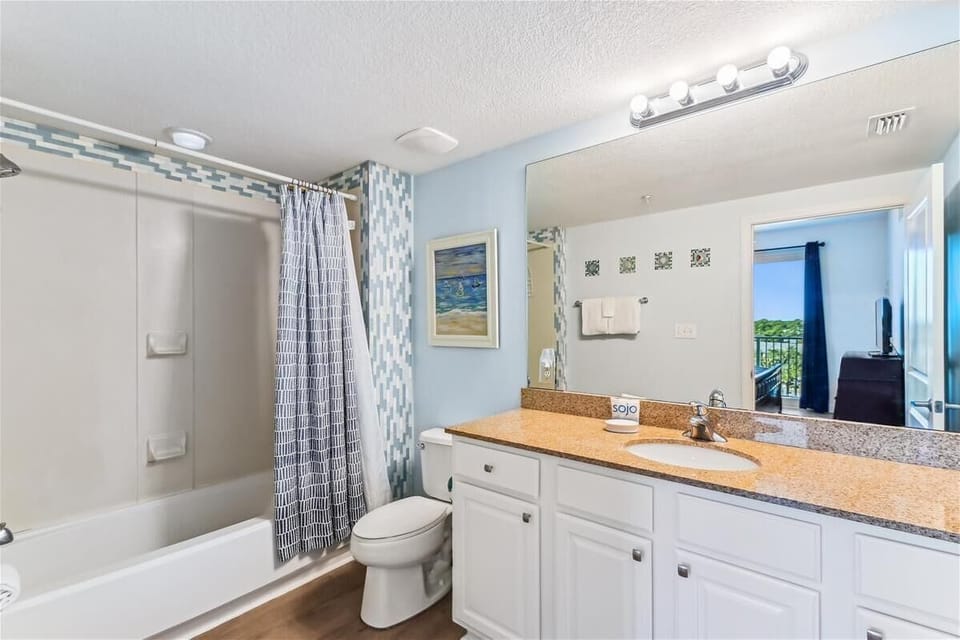 Spa-Inspired Master Bath