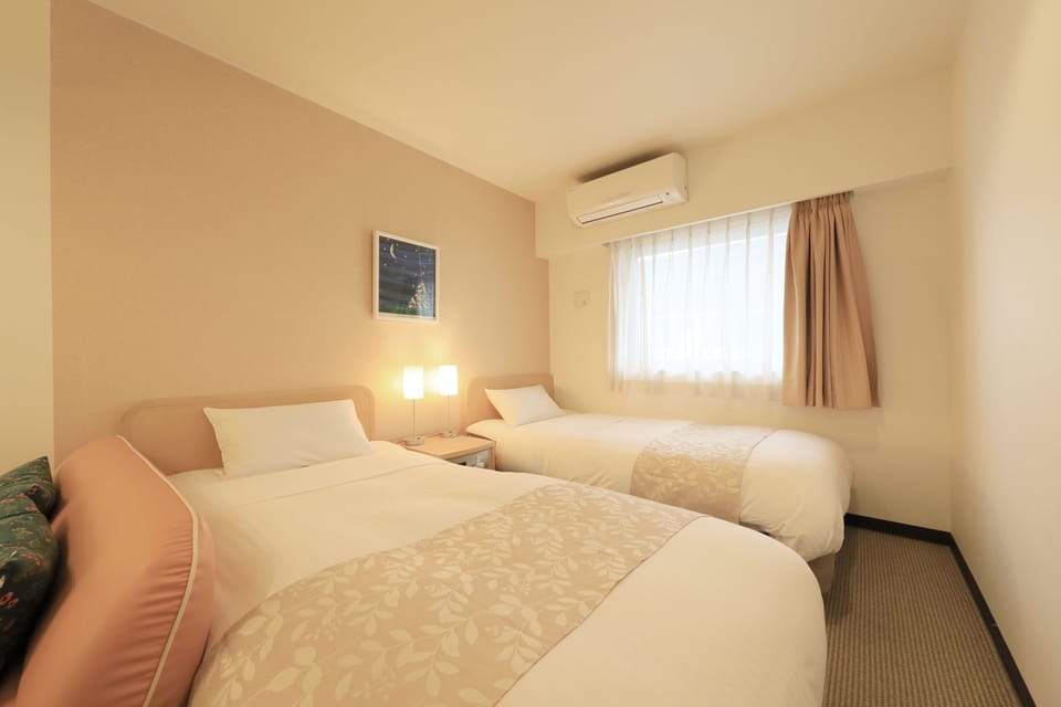 Twin Room, 2 Single Beds, Non Smoking | Desk, blackout drapes, soundproofing, iron/ironing board