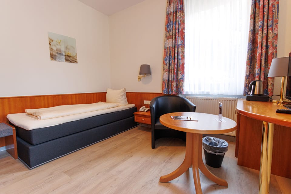 Single Room, Annex Building | Premium bedding, blackout drapes, soundproofing, free WiFi