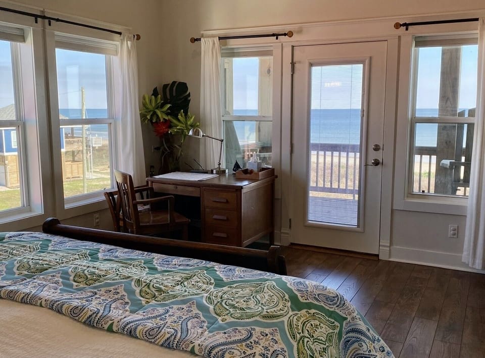 Sea Hag 3 Bedroom Home by RedAwning House in Bolivar Peninsula