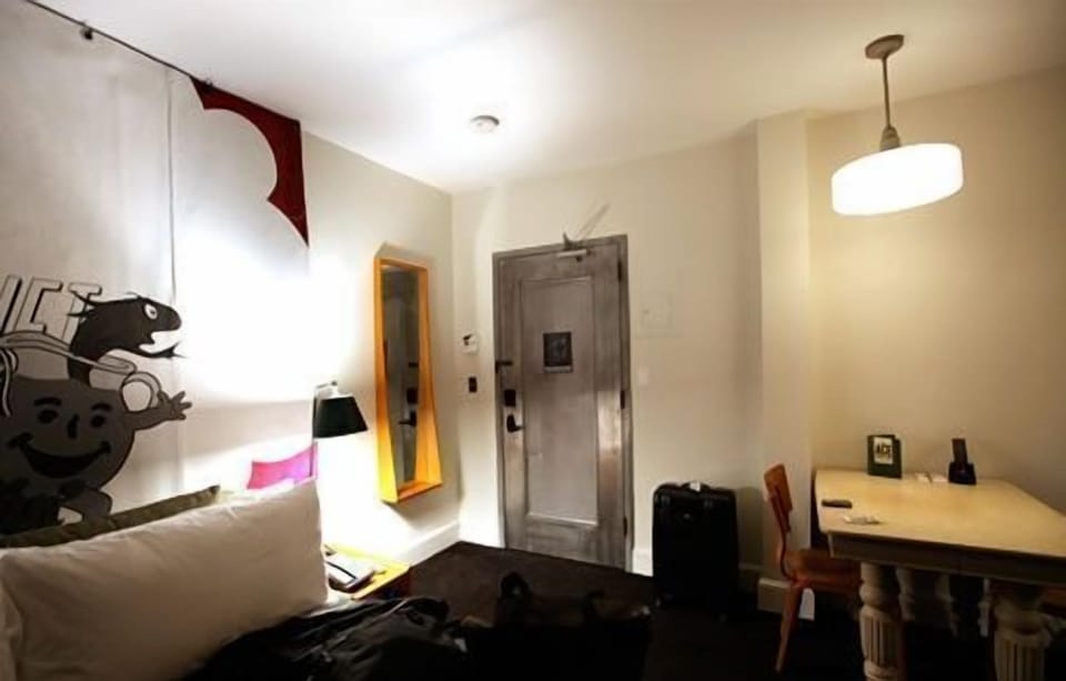 Hypo-allergenic bedding, in-room safe, individually furnished, desk