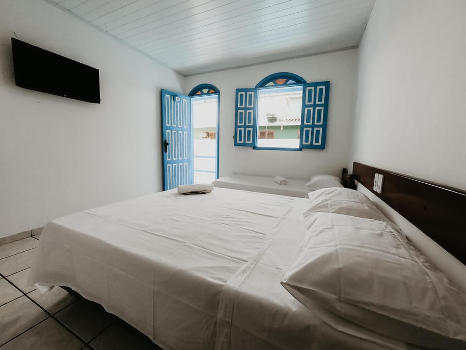 Superior Triple Room | Minibar, free WiFi